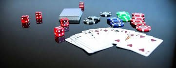 Caribbean Stud Poker betting interface on rtp kijangwin showing ante and raise bet zones