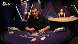rtp kijangwin Speed Blackjack dealer interface showing multiple player hands